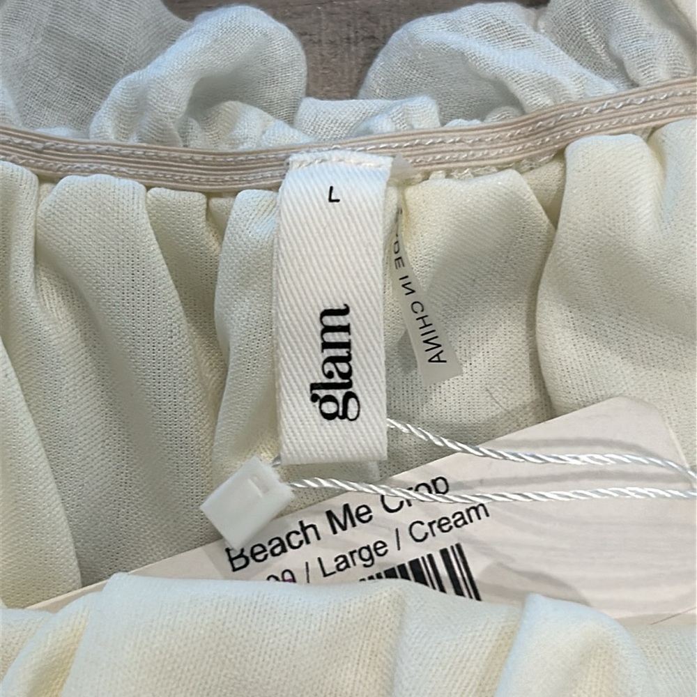 NWT Glam Beach Me Crop Top Spaghetti Straps Tie Neutral Cream Color Size Large - Picture 4 of 9